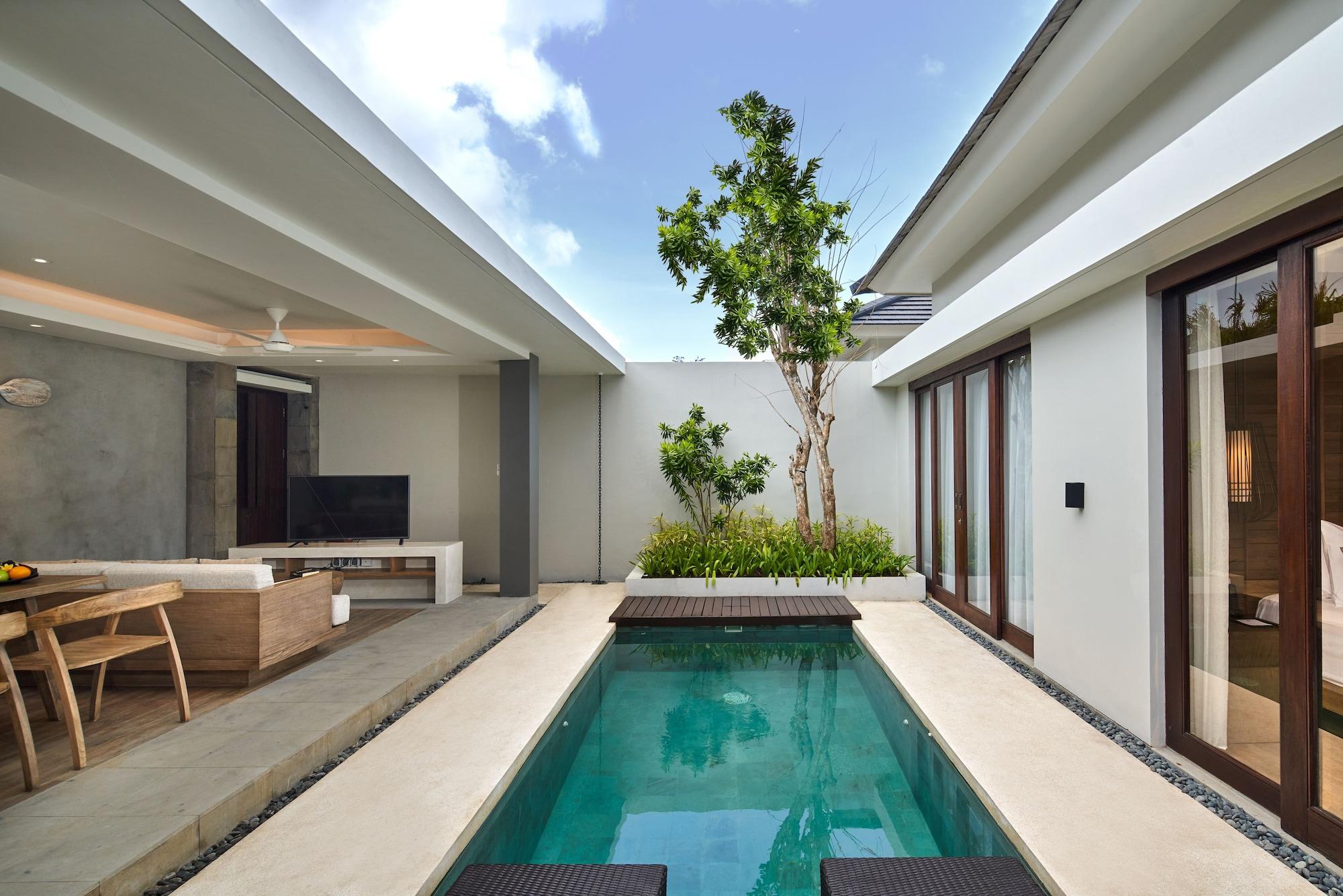 Cross Bali Breakers Hotel Jimbaran Buitenkant foto