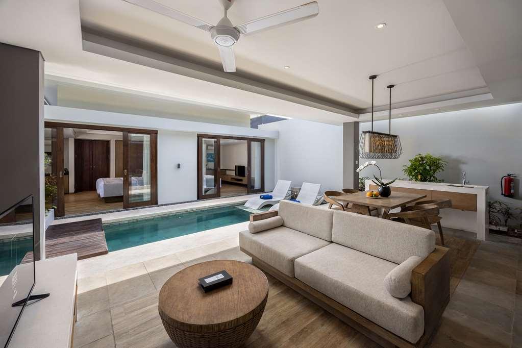 Cross Bali Breakers Hotel Jimbaran Kamer foto